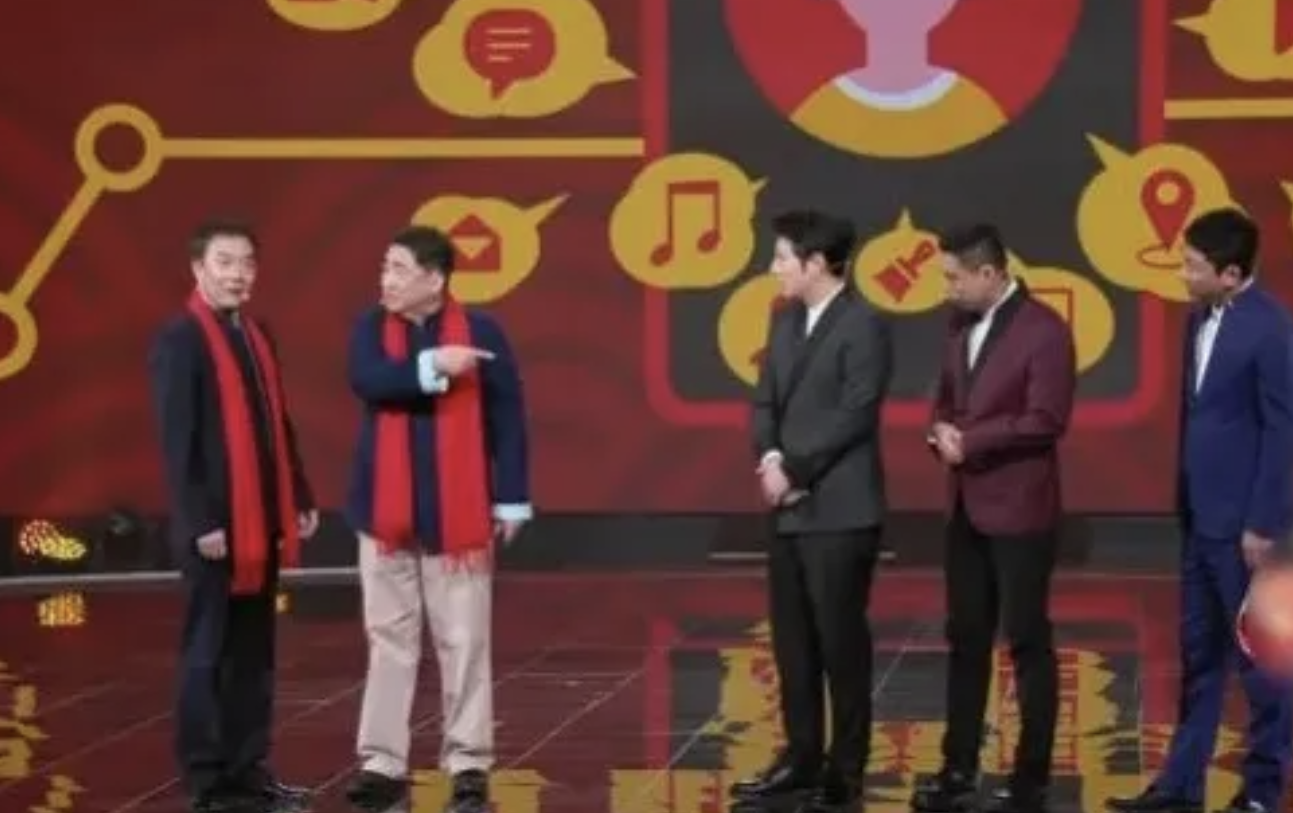 打败郭德纲的，不是何冰韩童生，不是苗阜王声，不是姜昆贾旭明。

而是郭德纲自己。
