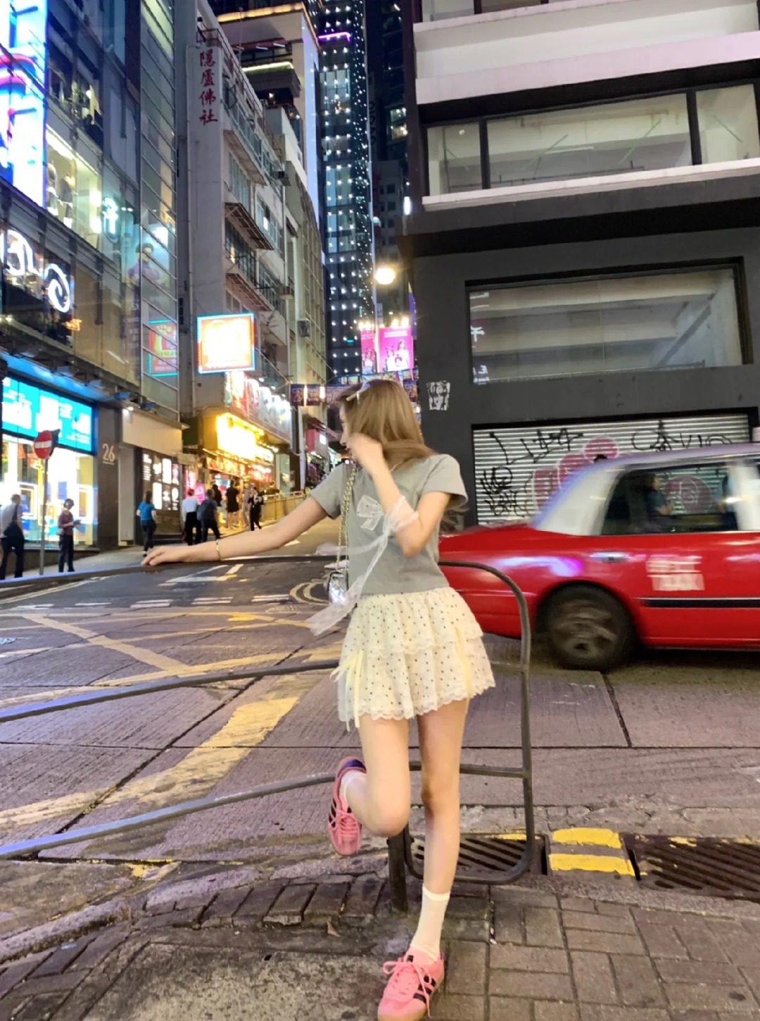 香港🇭🇰city walk
夜晚的中环好好拍！