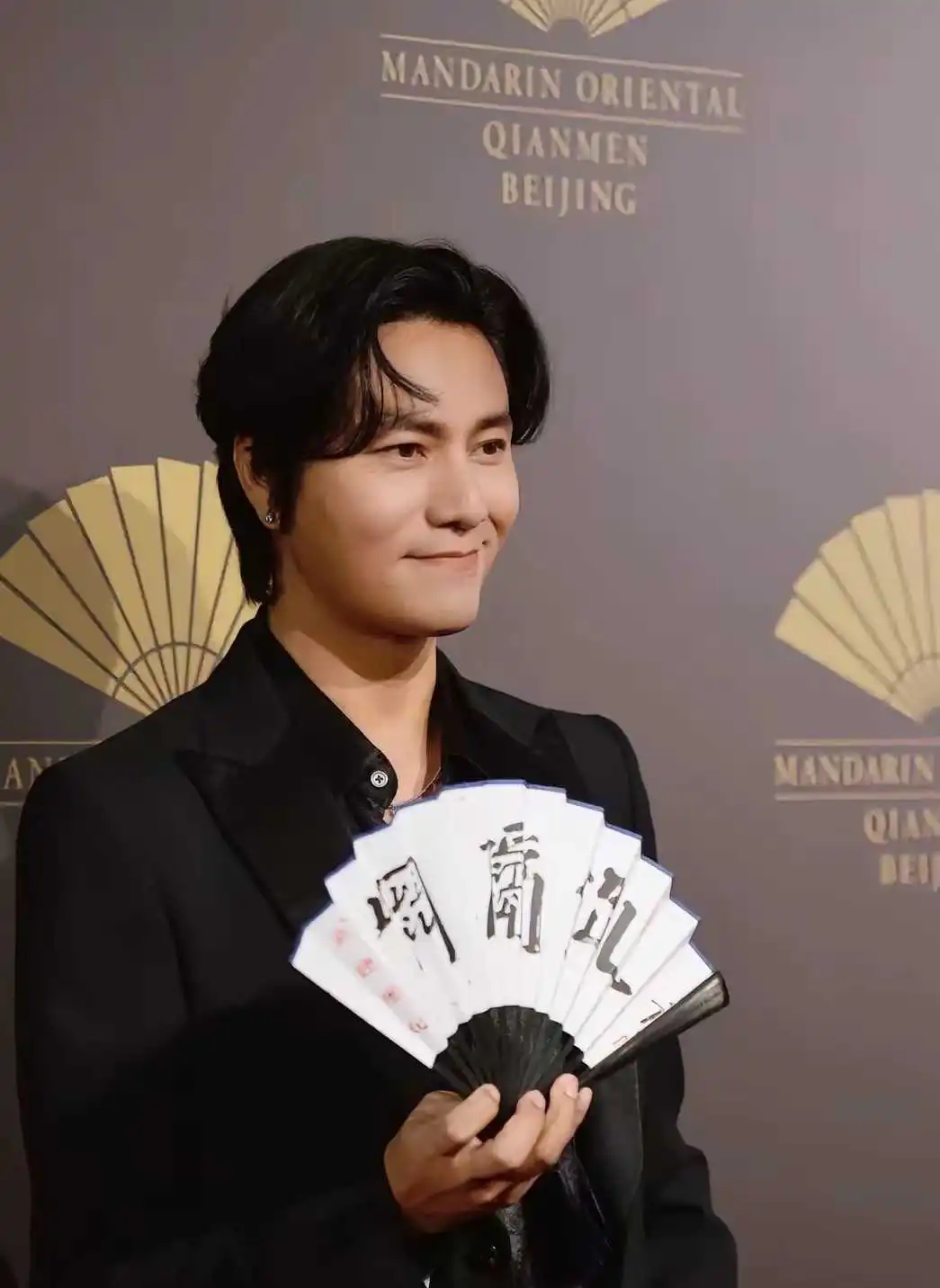 一脸姨像了，怎么搞得
