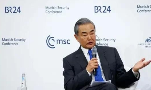 最强队友没来，王毅气势更盛，反问西方一个问题，现场无人能答！

慕尼黑，王毅反问