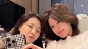 明星的健康牵动人心：赵露思康复之路上的点滴温暖
