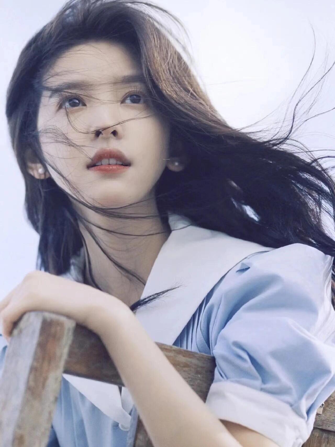 章若楠这组好甜