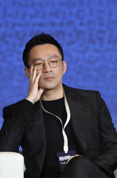 妥协了！ S 家终于不争了，具俊晔也要离开台北了！再这么耗下去，越来越没有优势了