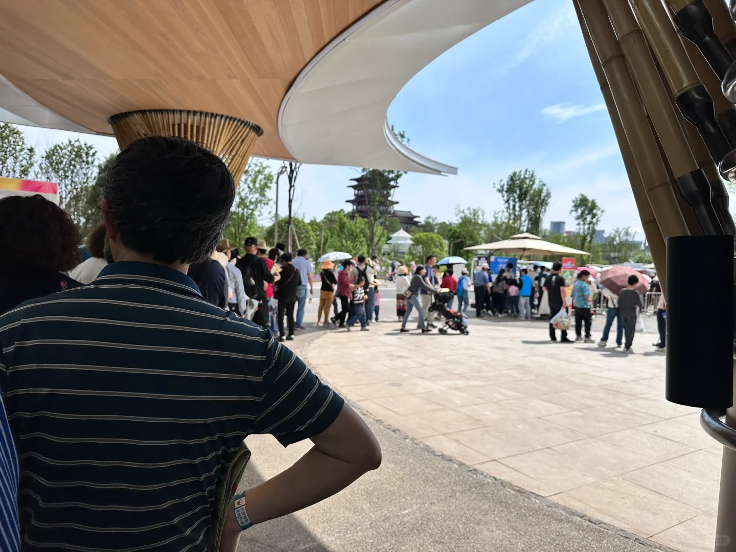 世园会——世界是个巨大的草台班子，烂透了
世界园艺博览会主会场，烂透了！赔我30