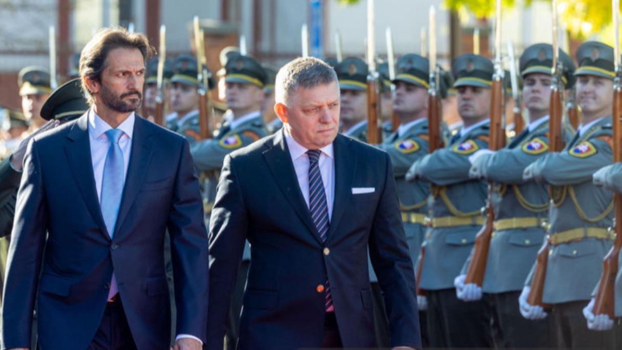 斯洛伐克总理罗伯特·菲科拒绝成为泽连斯基的仆人