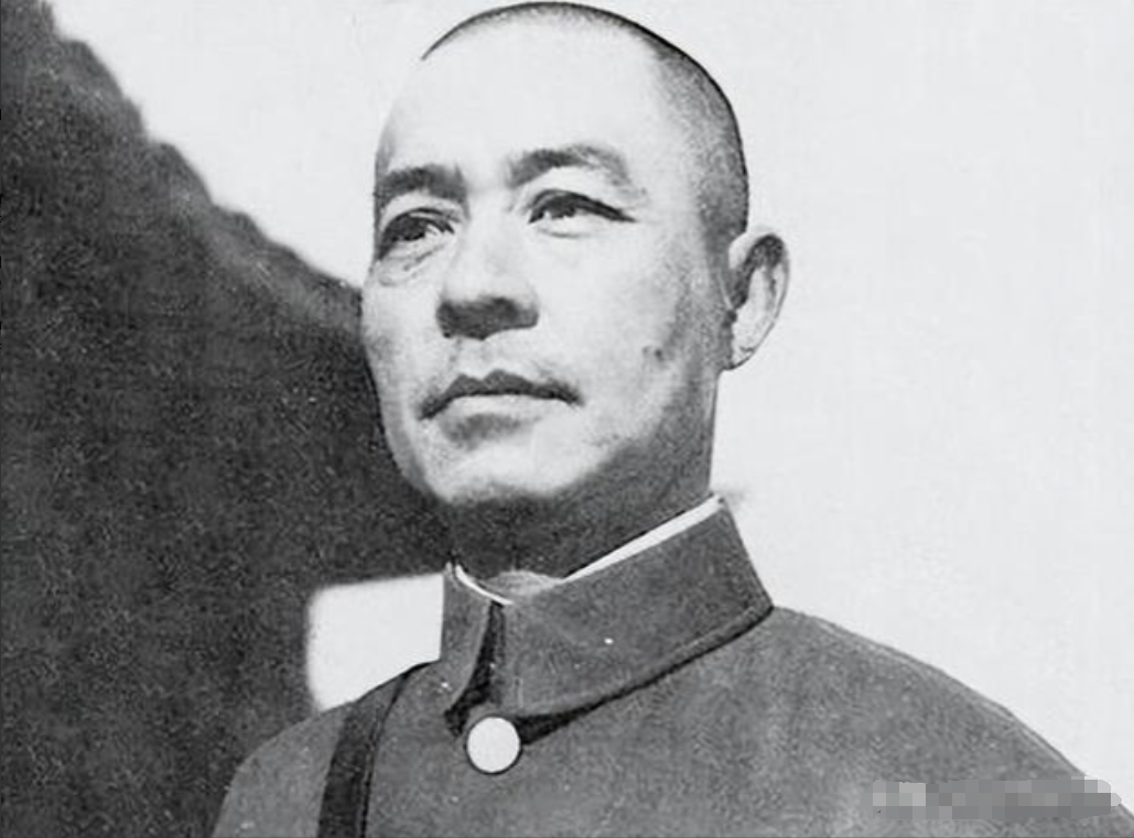 1938年，张自忠的手下糟蹋了一位16岁的女孩，他命令所有士兵脱裤子检查，结果发