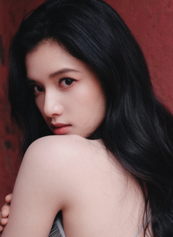 张婧仪——端庄大方
