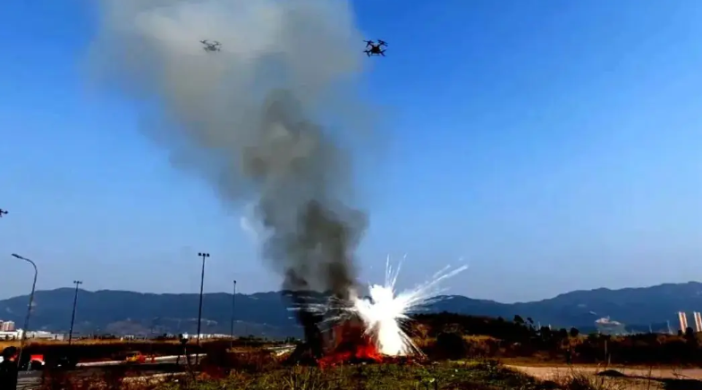 中方无人机立大功？巴基斯坦炸死30名武装人员：不少人手上沾满中国人鲜血！

据巴