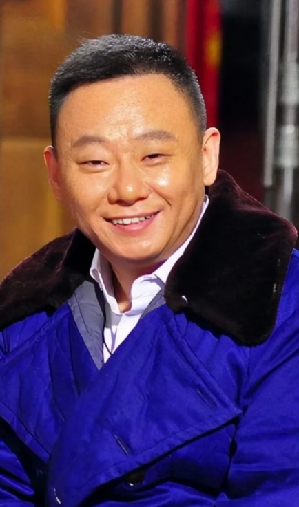 邵峰：春晚笑匠背后的家庭守护者