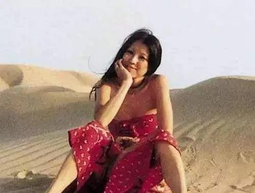 三毛荷西的爱情 坎坷又动人

                         