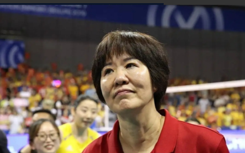“只要陈忠和在，中国体育好不了！”2009年，魏纪中逼走女排教练陈忠和，排挤郎平