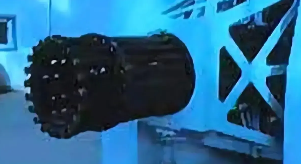 万炮齐发不费钱吗？现在来了一个倍增版近防炮！1130近防炮万炮齐发算什么？现在已