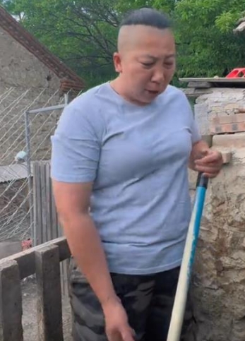 东北雨姐账号被禁言，证明了2个结果。

第一个结果，东北雨姐这一次损失很大。
