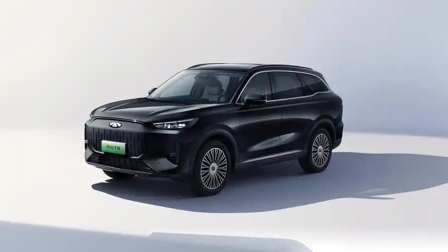 12.99万！奇瑞新豪华SUV来袭，1.5T+混动，5+2座椅布局，真香