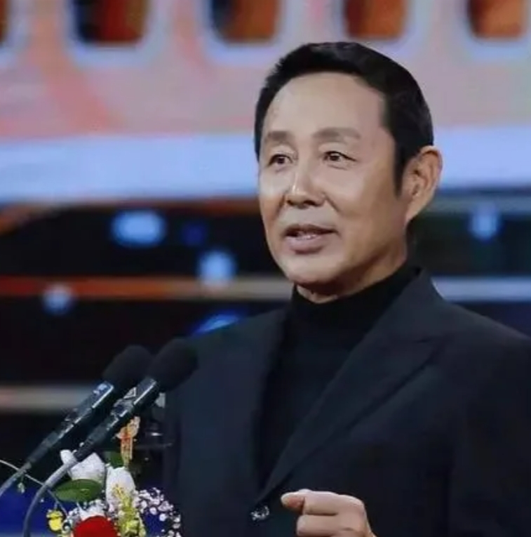 陈道明，影坛巨匠，艺术人生铸就辉煌篇章