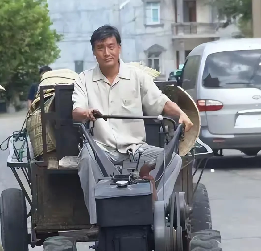 香港金像奖和台湾金马奖最令人出乎意料的的十二匹黑马，你认为谁才是实至名归？
一、