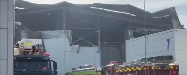 韩国打工时薪50元，经常见中介发招工广告，深圳时薪才25块。

对比韩国表面比中