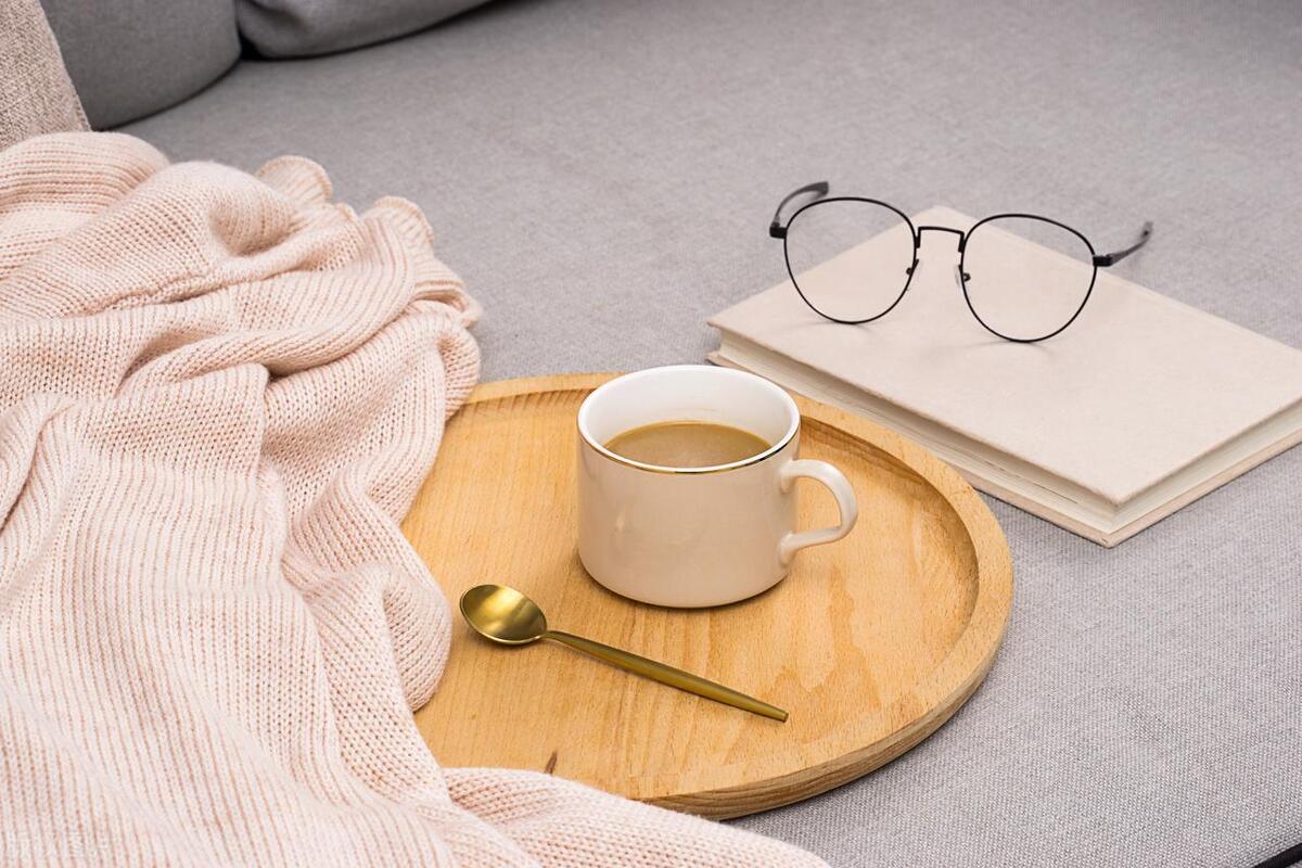 70岁以后，过低欲望的生活，做到“三个戒”，晚年才能真正享福