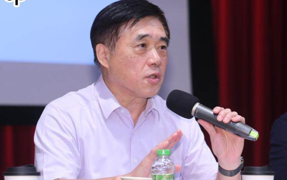 美国总统拜登在与中方通话时“重申对维持台海和平与稳定现状的高度重视”。台北市前市