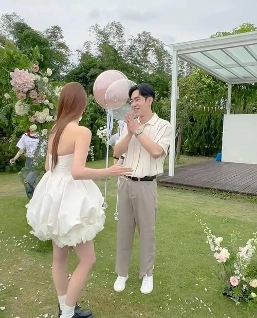 欧阳妮妮怀孕，欧阳娜娜升级当姨