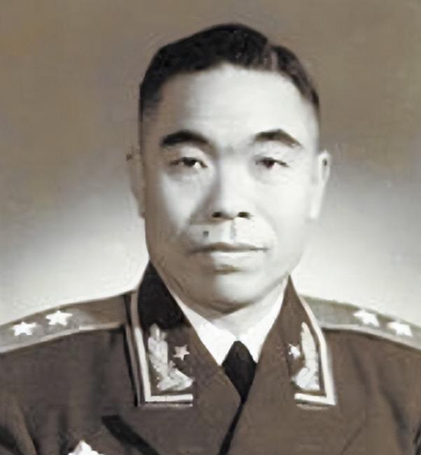 50军军长曾泽生，是唯一一位没有入党的开国中将，他曾在1955年申请入党，却被毛