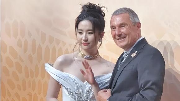 美国洛杉矶大火肆虐，网传多位明星房产被烧？