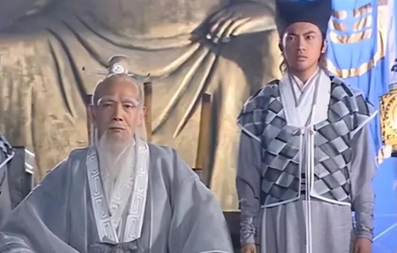 看了金庸的武侠小说后，我发现越是有名气的师傅就越不能大量收徒弟，收的徒弟越多，质