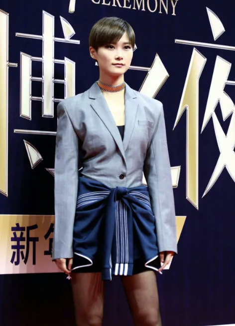 李宇春全新造型，美的让人窒息