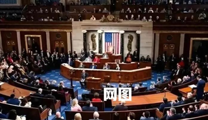 中东冲突持续一年，终于理清其中的头绪了。
    冲突的本质:大国较量或代理人战