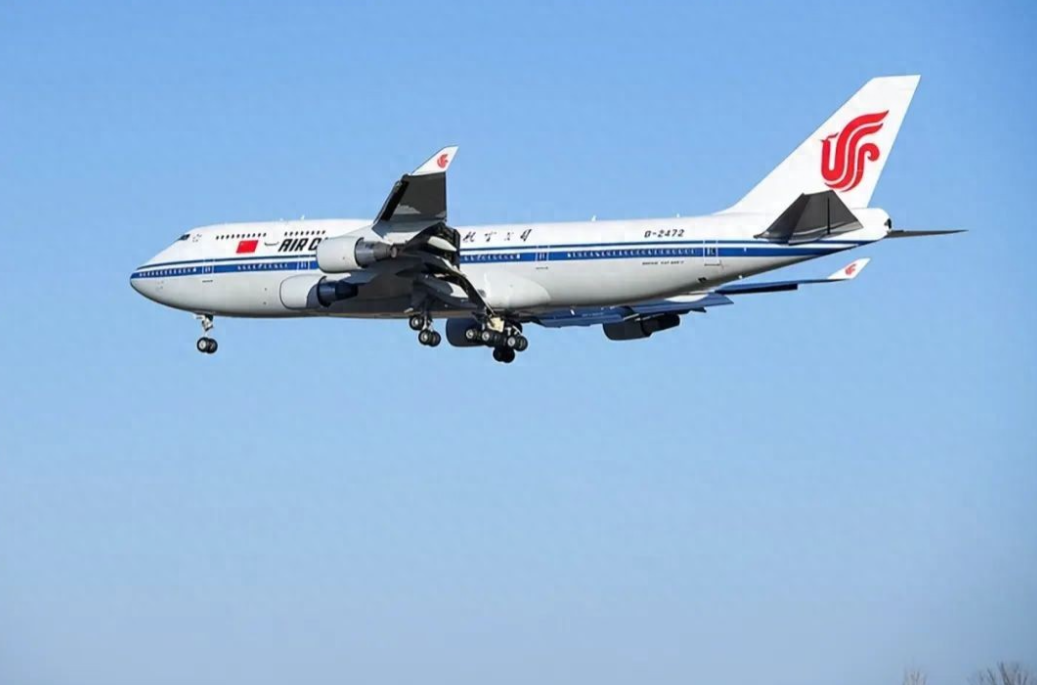惊人信号！中国航司纷纷改道，全面避开俄罗斯领空背后究竟藏着什么玄机？