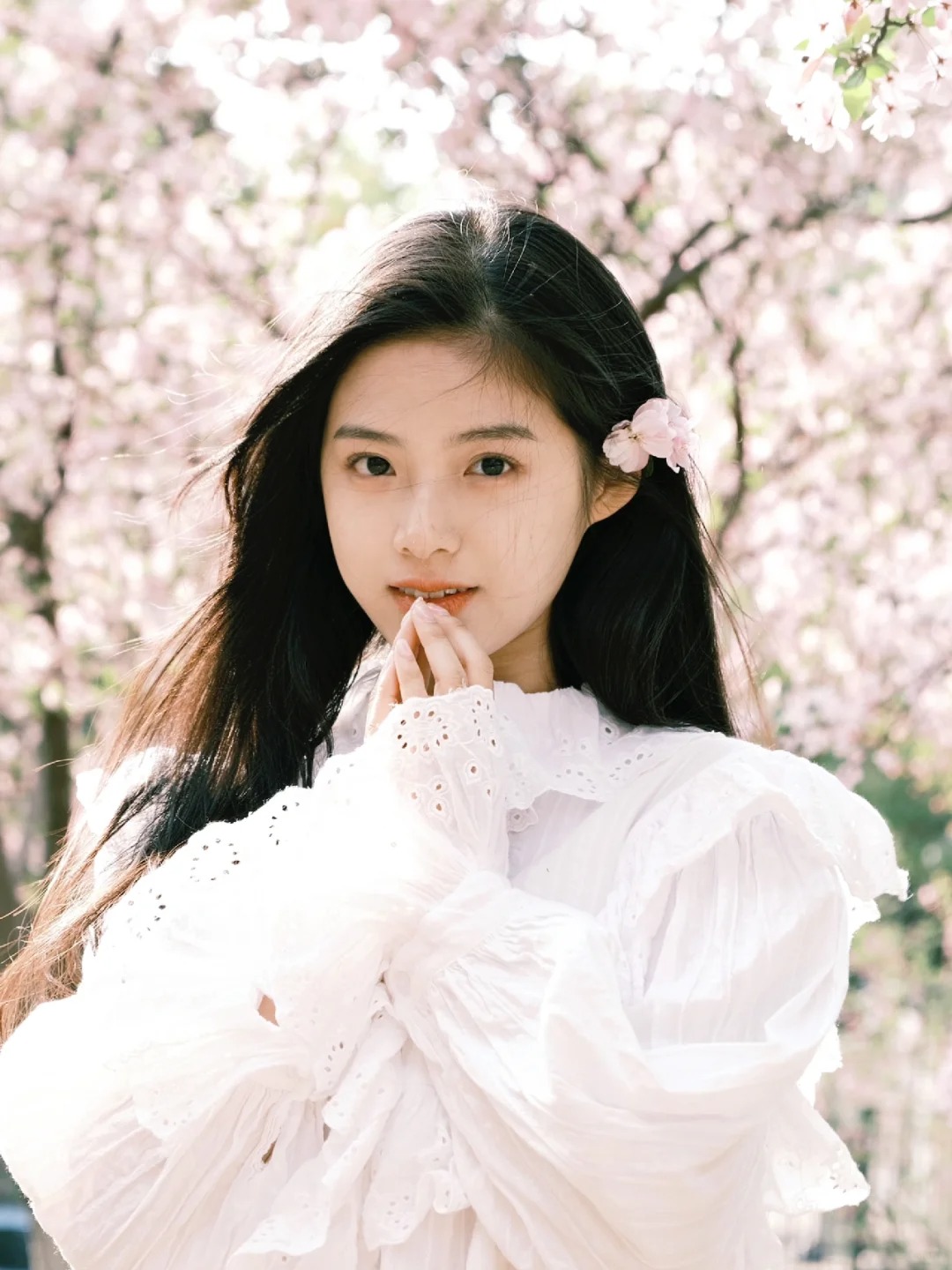 春天🌸拍照 附白裙子🔗
60块钱的裙子哈哈哈哈拍拍照可以了哈哈哈拍了几次了