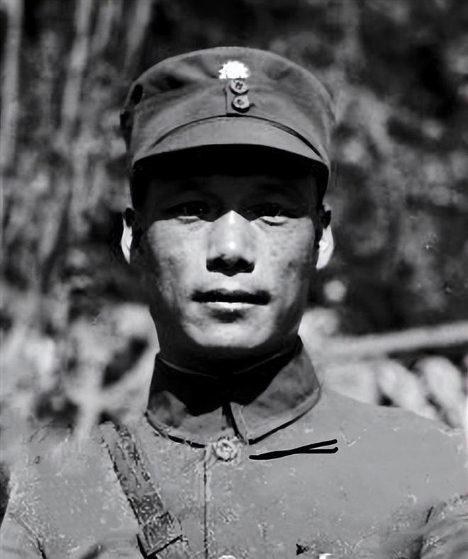 1949年12月25日，起义的国民党兵团司令裴昌会受到贺龙的接见，贺龙说：“战场