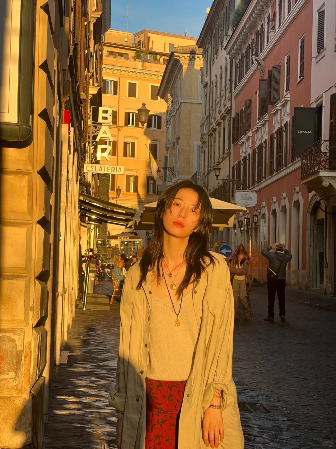 罗马🧩
您好 这边是罗马街头游客照一组 注意查收