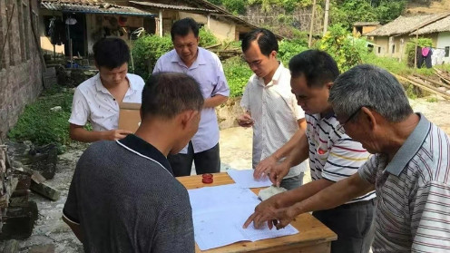 邻居坚持不签字怎么办？政策“网开一面”，找对方法不愁建不起房