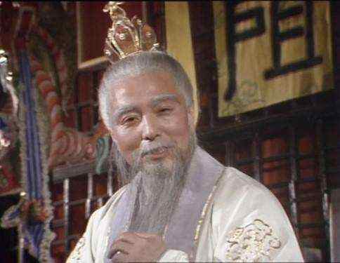 如来佛祖和须菩提祖师到底是什么关系？如来是悟空的师父吗？