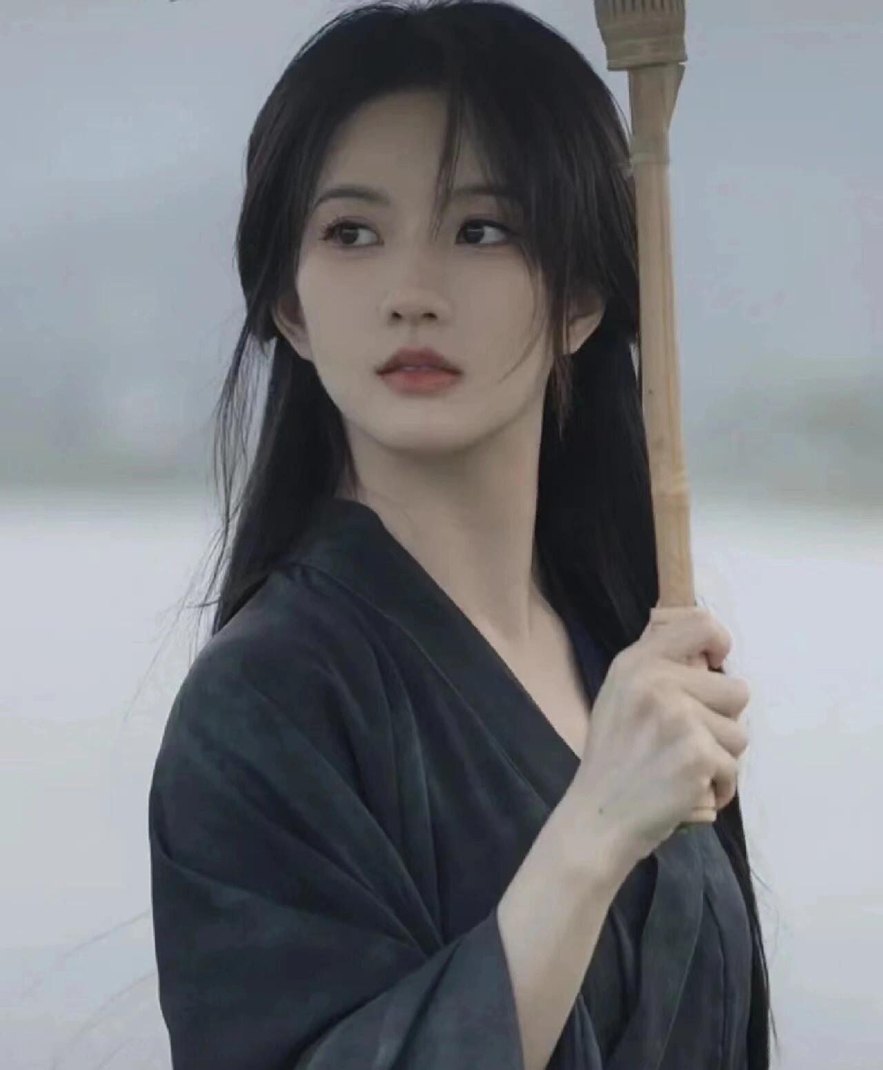 大美女刘些宁