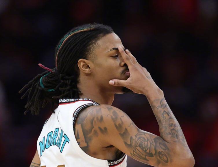 NBA 火箭120:118灰熊，6个不得不说！
格林18中13，平个人得分纪录