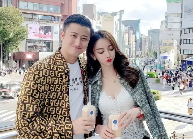 叶珂前夫深夜发文,不光洗白了杨颖,还扒光黄晓明世纪婚礼的体面(叶珂的老公)-第3张图片-九妖电影 叶珂前夫深夜发文,不光洗白了杨颖,还扒光黄晓明世纪婚礼的体面(叶珂的老公)-第3张图片-九妖电影