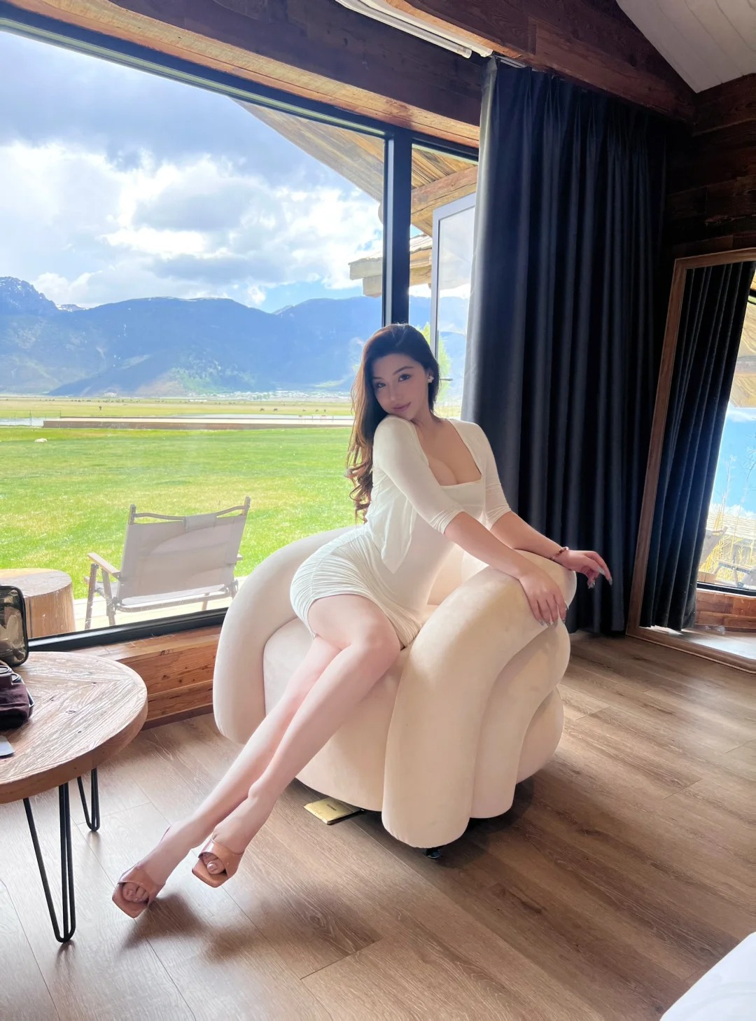 香格里拉｜离天堂最近的童话世界🌟
真正一次感受到了大自然的美好～
房子外面就是