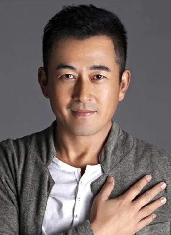 抛发妻与张韵艺同居7年