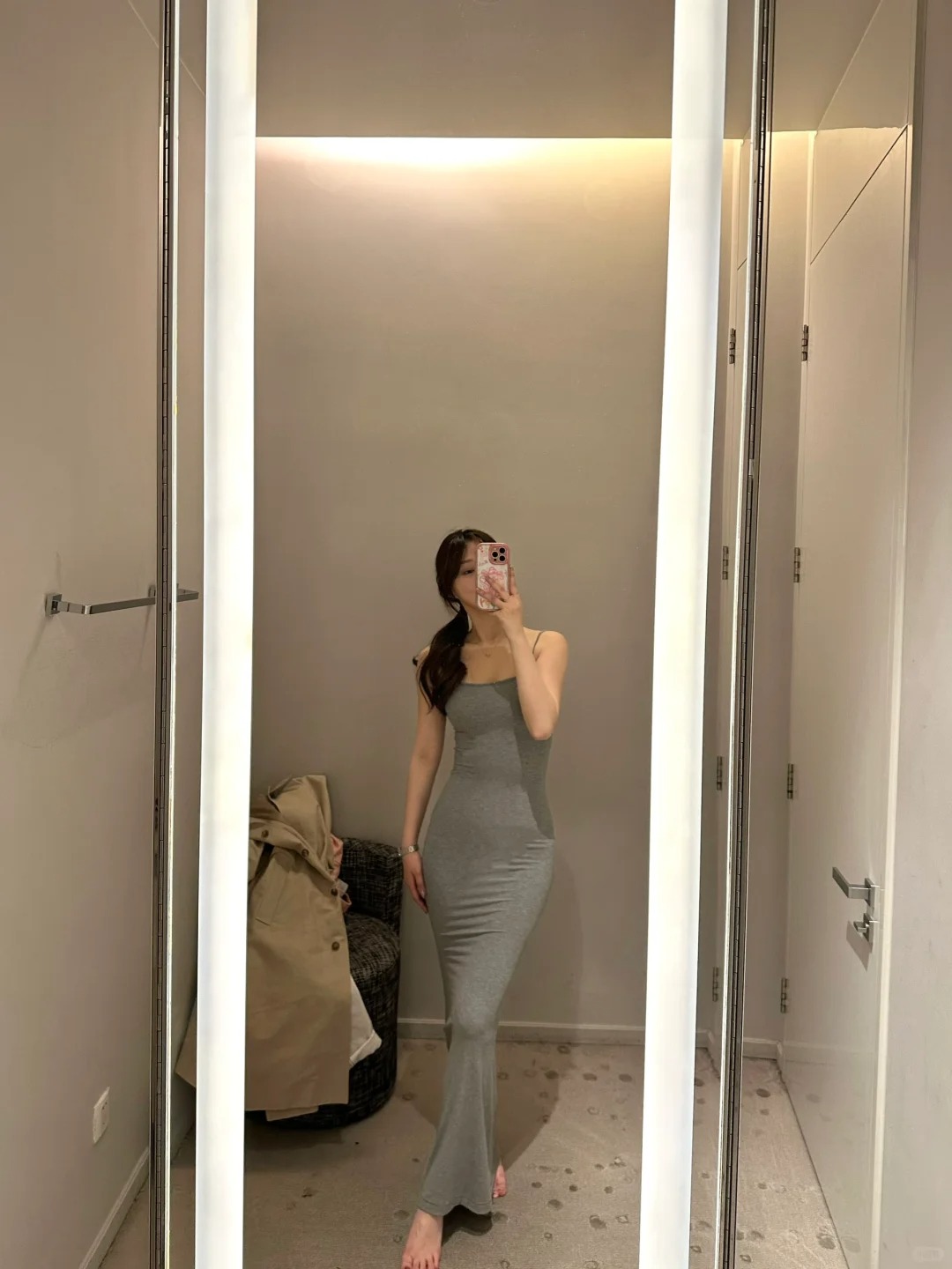 skims不愧是你！
没有一个辣妹可以拒绝skims
包裹性真的很强哎
不愧是金