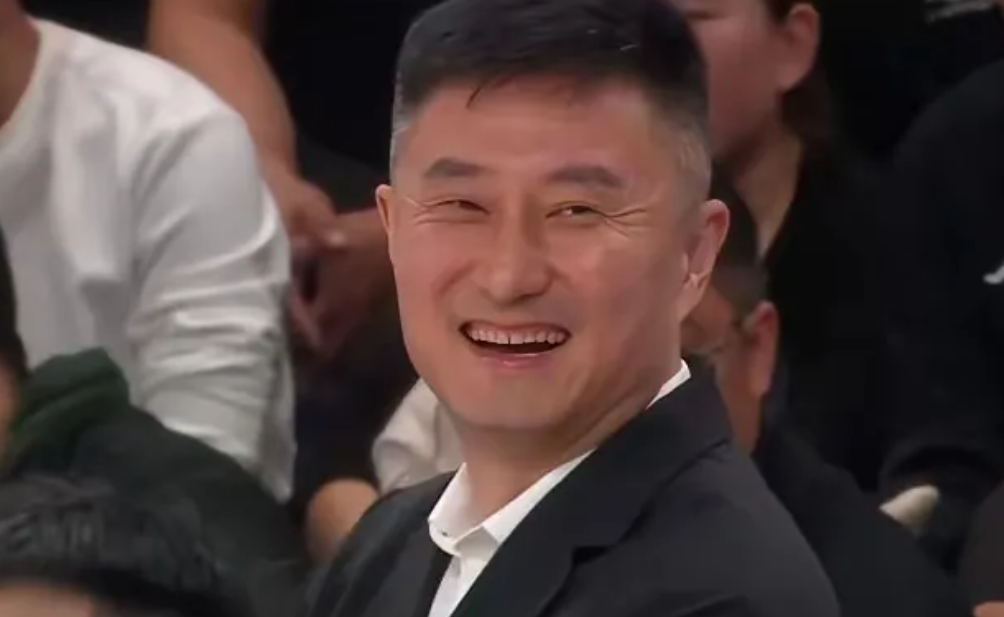 广州89:69轻取天津为同城兄弟找回场子！
看了这比分，估计你会感到吃惊！怎么可