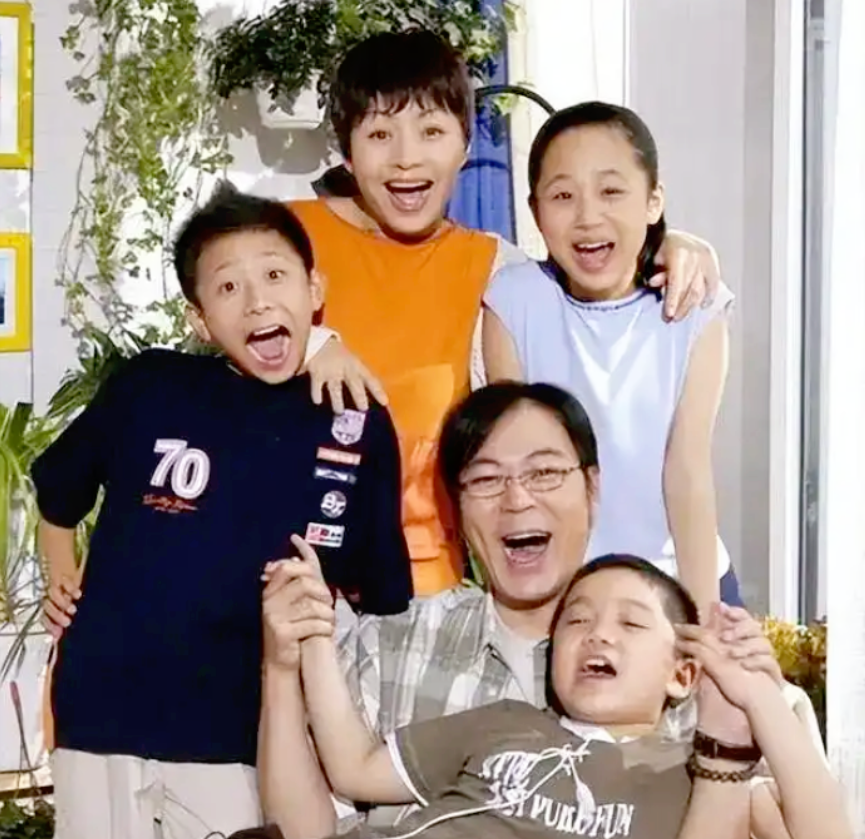 为什么杨紫没有听宋丹丹的话，执意进了娱乐圈？杨紫曾多次提到，宋丹丹早年说她长得一