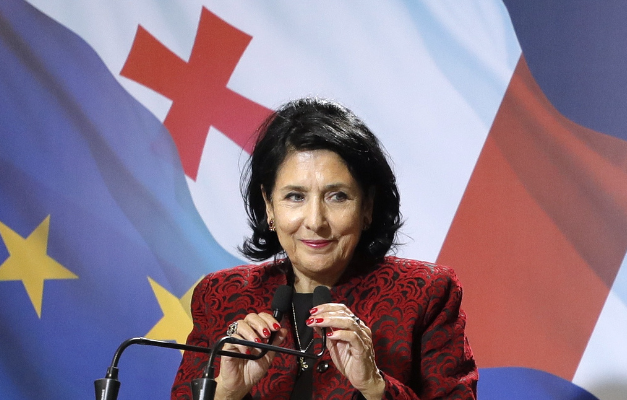 格鲁吉亚总统祖拉比什维利还是不甘心议会选举失败，她说将在宪法法院上诉，承认是选举