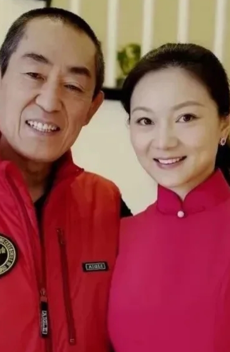 陈婷青涩时光曝光，张艺谋爱侣共绘真爱传奇