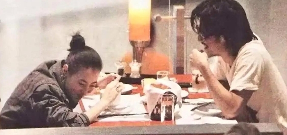 最近，张柏芝离婚的内幕又被挖出来了！本以为“艳门照事件”是锋芝婚姻破裂的主因，没