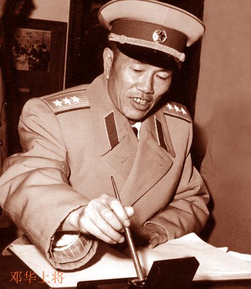 志愿军的两位副司令员，邓华主张先打横城，韩先楚却主张先打砥平里。到底先打哪个？这