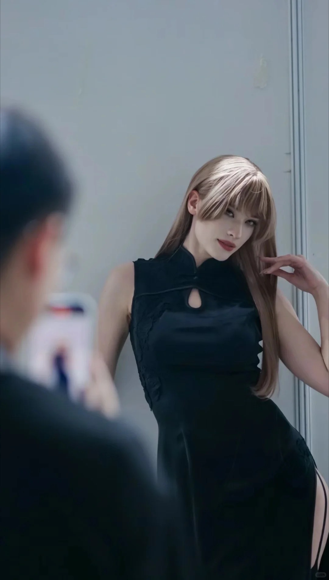 谁懂这张图的含金量啊❗❗
卡琳娜太好看了吧……
怎么才能买到她的内场互动票啊，根