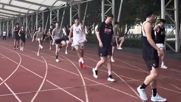 宏远消息！辽宁体育局与周琦团队接触 CBA多支球队对沃特斯感兴趣
