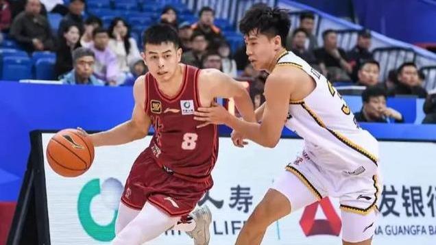 CBA动态！北京时间1月4日，陆续传来许利民、刘维维、刘炜新消息